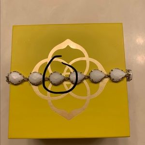 Kendra Scott White MOP Brynn. Worn once.
